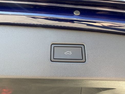 Used 2024 Volkswagen Tiguan Wolfsburg Edition FWD image 36