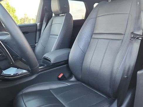 Used 2025 Land Rover Range Rover Evoque S AWD/4WD image 5