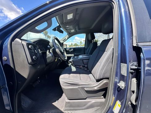 Used 2019 Chevrolet Silverado 1500 Custom Trail Boss w/ Custom Convenience Package AWD/4WD image 32