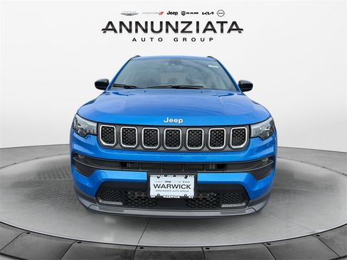 Used 2023 Jeep Compass Latitude w/ Sun and Sound Group image 8