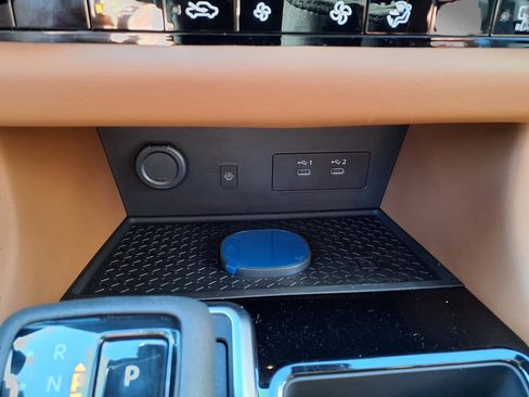 New 2026 Nissan Pathfinder Platinum image 16