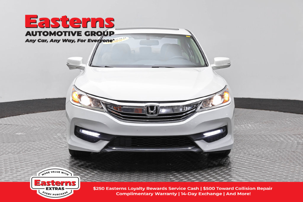 Used 2017 Honda Accord EX-L image 3