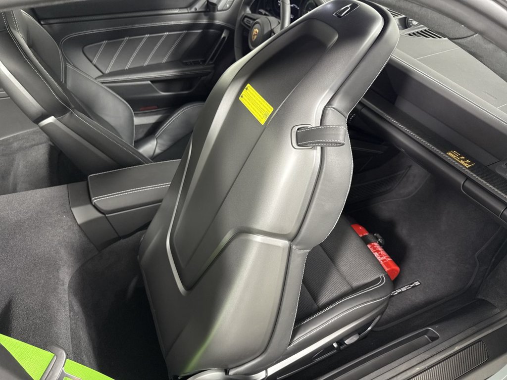 Certified 2024 Porsche 911 GT3 RS RWD image 23