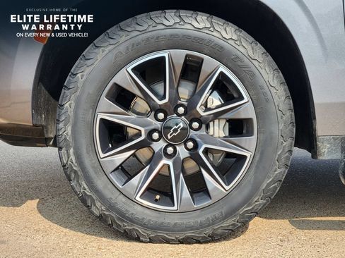 Used 2022 Chevrolet Tahoe Z71 w/ Z71 Off-Road Package AWD/4WD image 8