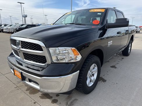 Certified 2023 RAM 1500 Classic SLT w/ Trailer & Traction Group image 12