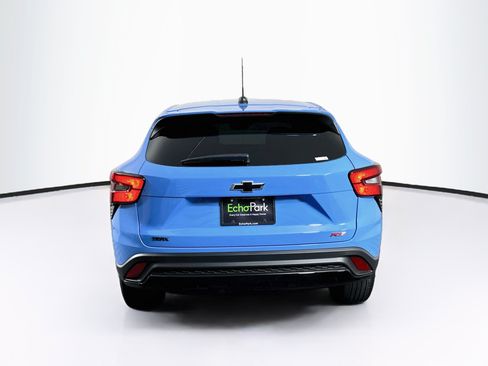 Used 2024 Chevrolet Trax RS FWD image 7