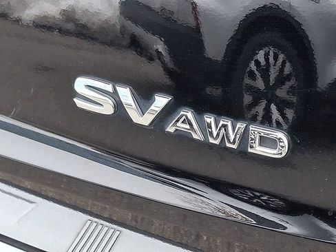 Used 2023 Nissan Rogue SV w/ SV Premium Package image 32