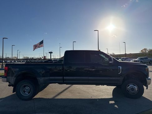 Used 2019 Ford F350 Lariat w/ Lariat Ultimate Package image 17