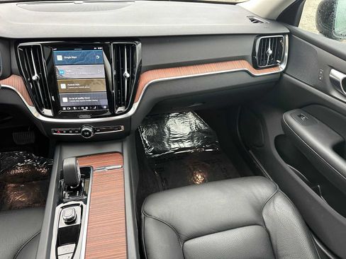 Certified 2025 Volvo S60 B5 Plus image 18