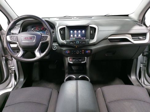 Used 2022 GMC Terrain SLE w/ Driver Convenience Package image 9
