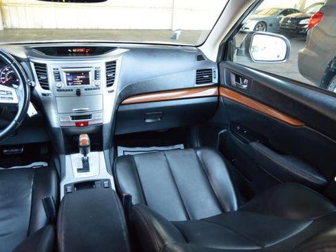 Used 2013 Subaru Outback 2.5i Limited w/ Moonroof Pkg image 50