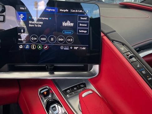Used 2023 Chevrolet Corvette Stingray Premium Conv w/ Z51 Performance Package RWD image 25