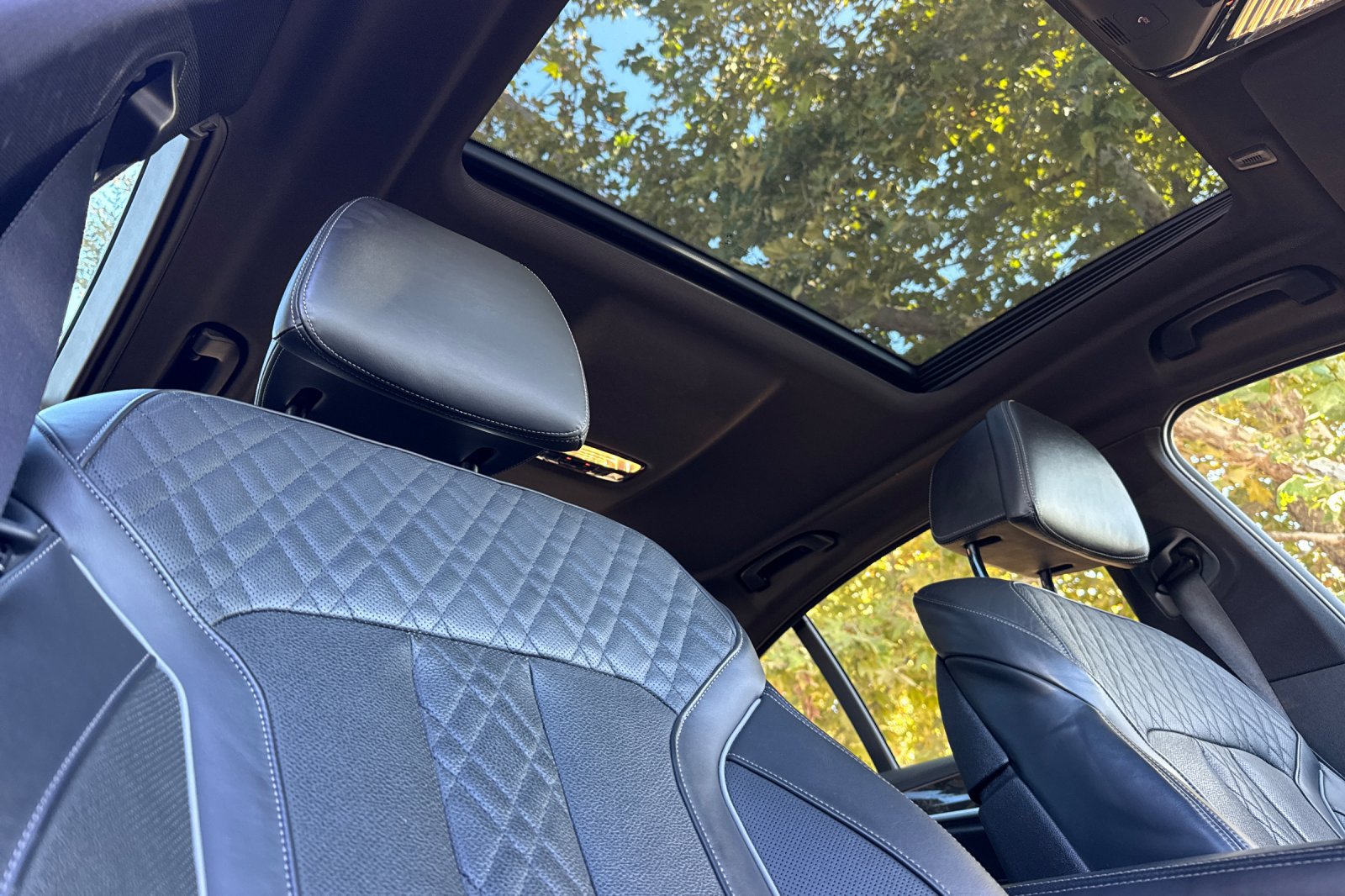 Used 2017 BMW 540i RWD image 18