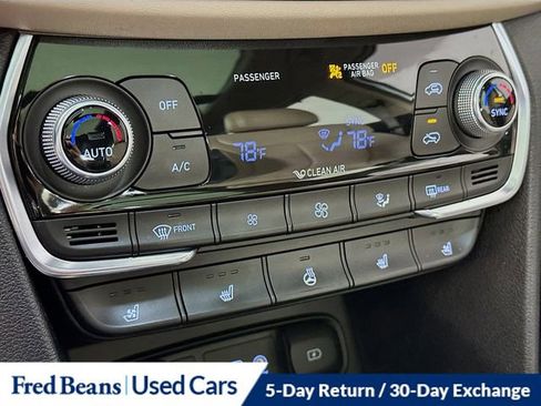 Used 2020 Hyundai Santa Fe Limited w/ Cargo Package AWD/4WD image 17