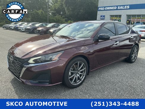 Used 2025 Nissan Altima 2.5 SV w/ SV Special Edition Package FWD image 1