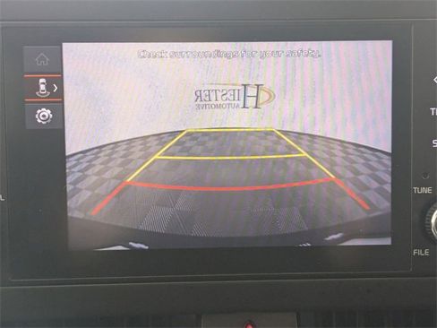 Used 2023 Kia Sportage LX image 19