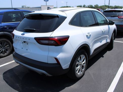 Used 2025 Ford Escape Active FWD image 4