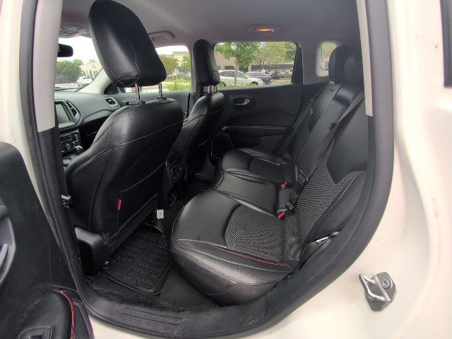 Used 2020 Jeep Compass Trailhawk AWD/4WD image 7