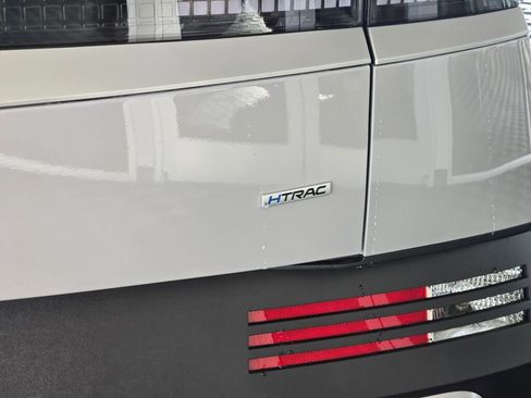 New 2026 Hyundai Ioniq 5 SE image 14