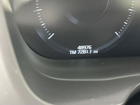 Used 2021 Volvo XC60 T5 R-Design w/ Advanced Package image 19