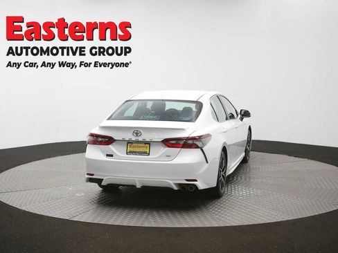 Used 2024 Toyota Camry SE FWD image 33