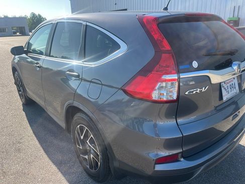 Used 2016 Honda CR-V SE image 4