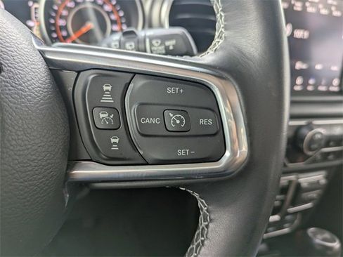 Used 2023 Jeep Wrangler Unlimited Rubicon w/ Steel Bumper Group image 30