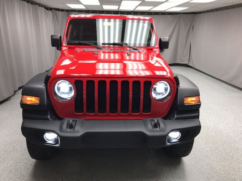 Used 2021 Jeep Wrangler Unlimited Sport image 6