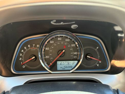 Used 2013 Toyota RAV4 Limited AWD/4WD image 13