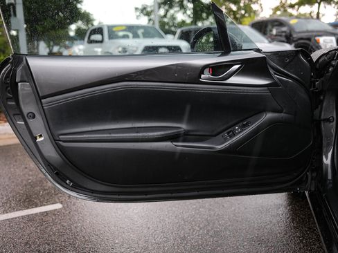 Used 2022 MAZDA MX-5 Miata Grand Touring RWD image 14