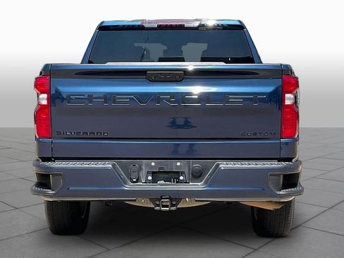 Used 2022 Chevrolet Silverado 1500 Custom w/ LPO, Dark Essentials Package AWD/4WD image 5