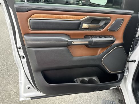 Used 2020 RAM 1500 Longhorn image 17