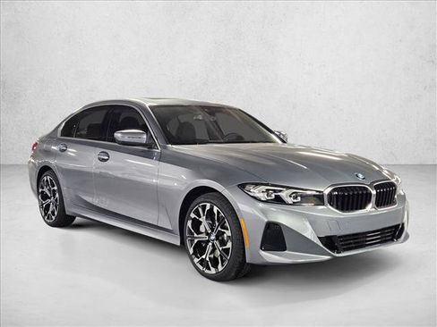 Used 2026 BMW 330i Sedan w/ Premium Package RWD image 6