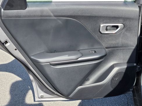 New 2026 Kia K4 LXS image 32