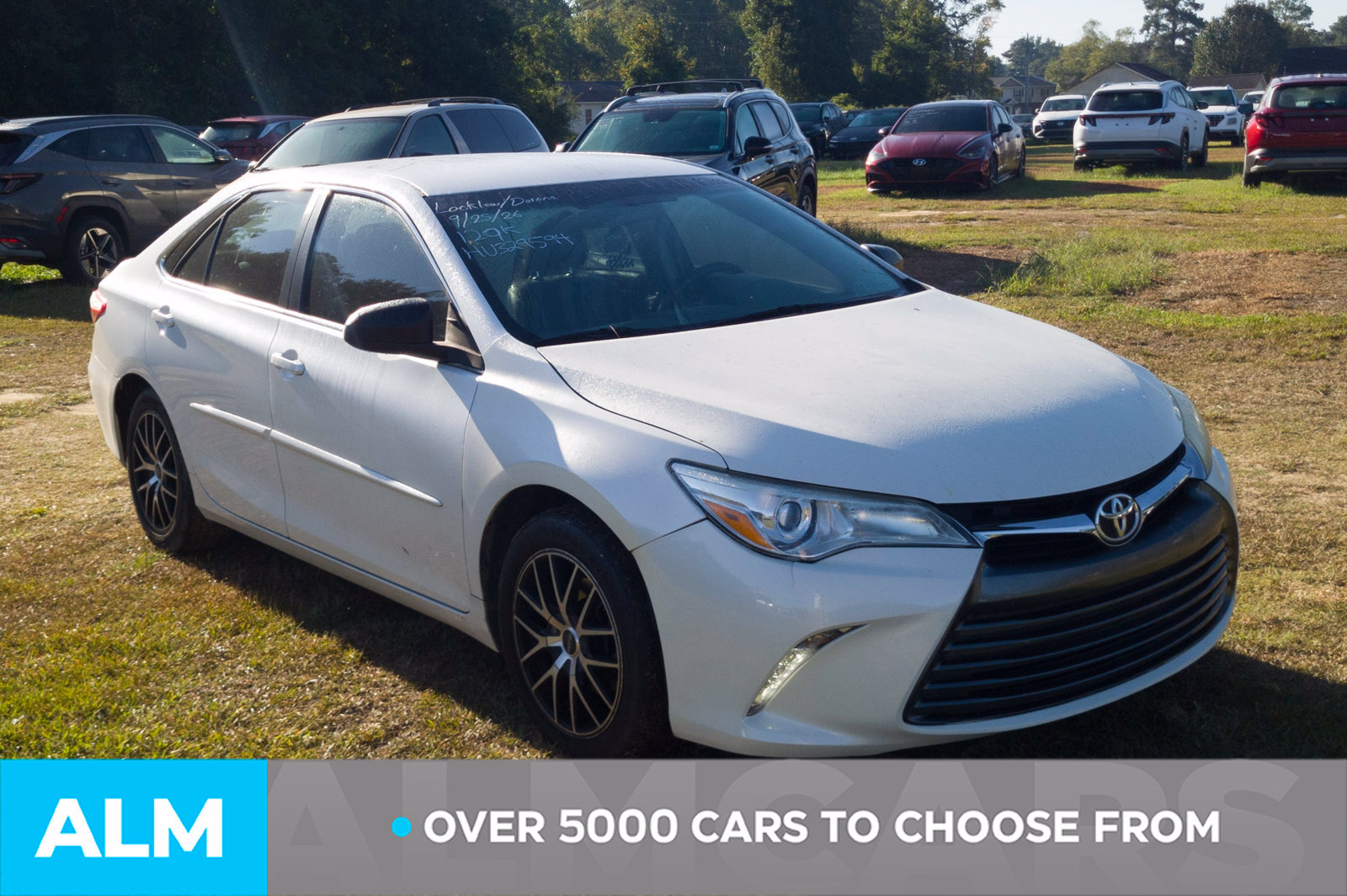 Used 2017 Toyota Camry XLE FWD image 2