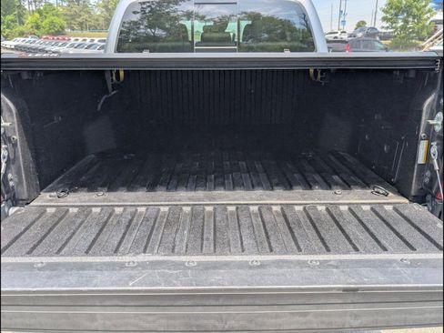 Used 2021 Toyota Tacoma SR5 RWD image 20