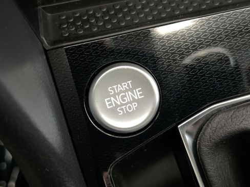 New 2026 Volkswagen Taos SE image 26