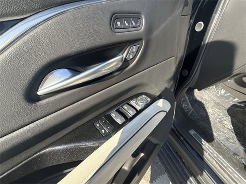 Used 2024 Cadillac Escalade Sport w/ LPO, ONYX Package image 13