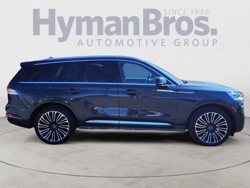 Used 2023 Lincoln Aviator Black Label w/ Class IV Trailer Tow Package AWD/4WD image 2