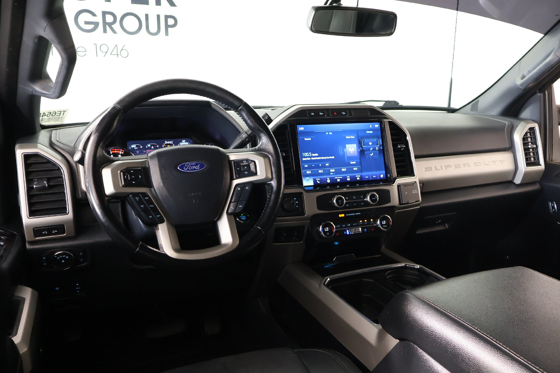 Used 2022 Ford F250 Lariat w/ Lariat Ultimate Package AWD/4WD image 2
