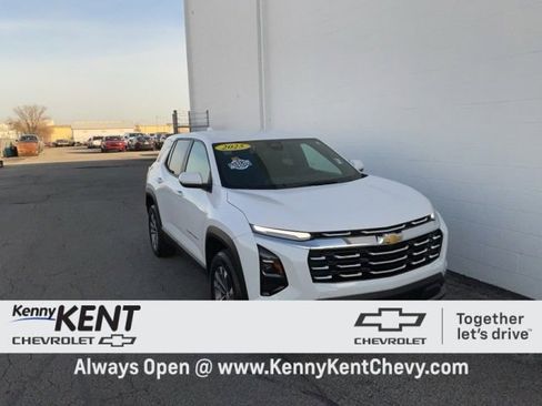 Certified 2025 Chevrolet Equinox LT image 1