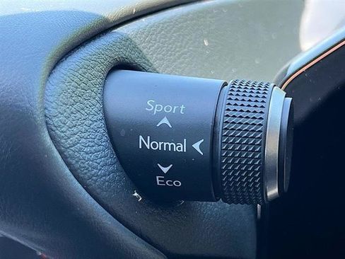 Used 2024 Lexus ES 350 w/ Premium Package FWD image 39