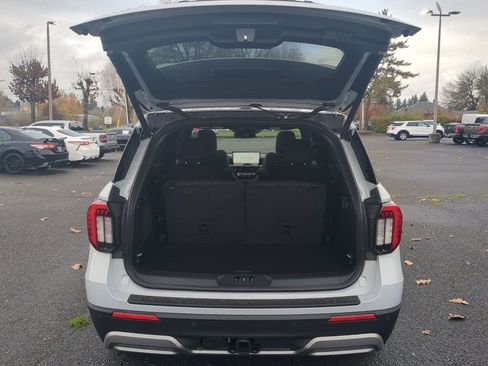 New 2026 Ford Explorer Platinum w/ LUX Leather Package image 27