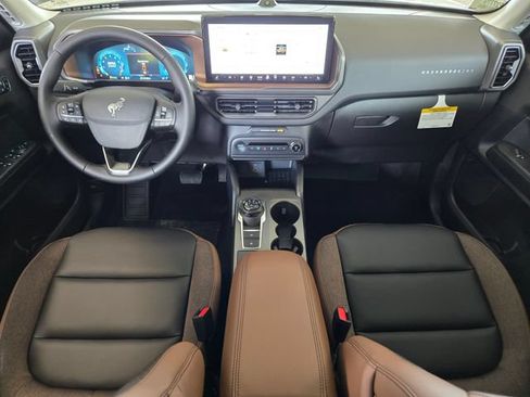 New 2025 Ford Bronco Sport Outer Banks w/ Outer Banks Tech Package+ AWD/4WD image 19