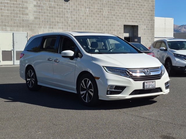 Used 2018 Honda Odyssey Elite image 3