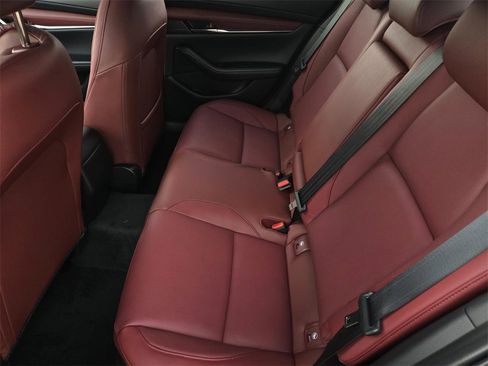 New 2026 MAZDA MAZDA3 2.5 S Hatchback w/ Premium Pkg image 8