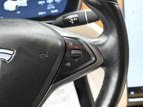 Used 2020 Tesla Model S Long Range Plus image 19
