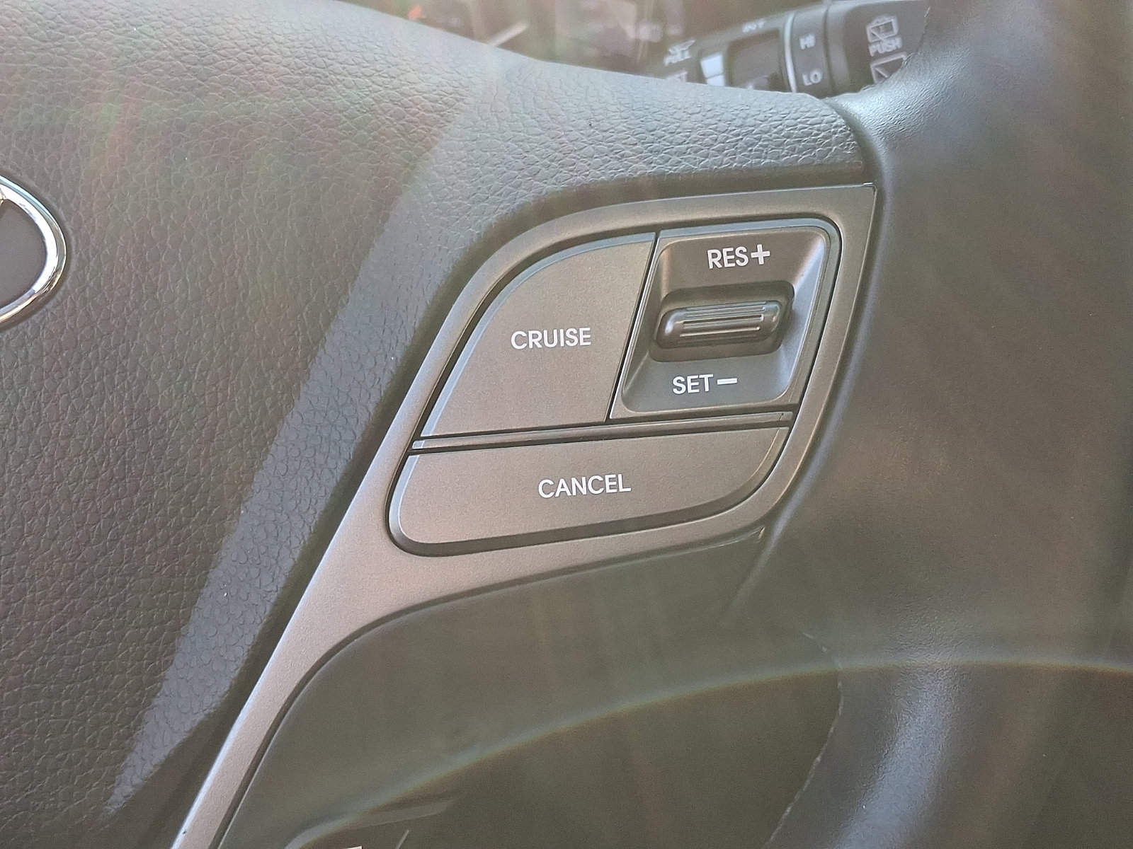 Used 2018 Hyundai Santa Fe Sport AWD/4WD image 25