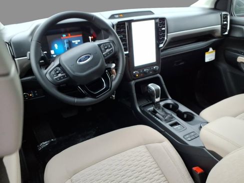 New 2025 Ford Ranger XLT image 6