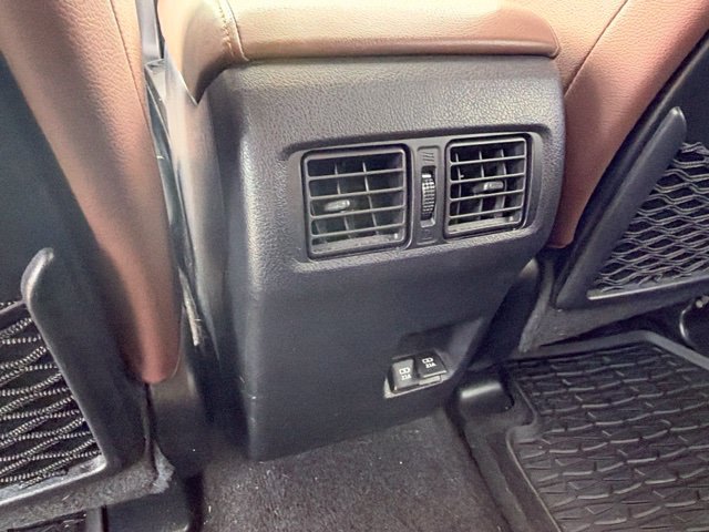 Used 2022 Toyota 4Runner Limited AWD/4WD image 8